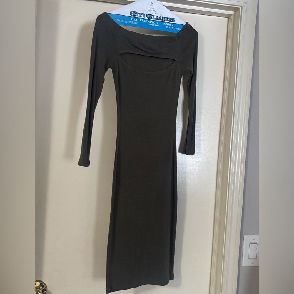 Off the shoulder Forever 21 dress

 #A